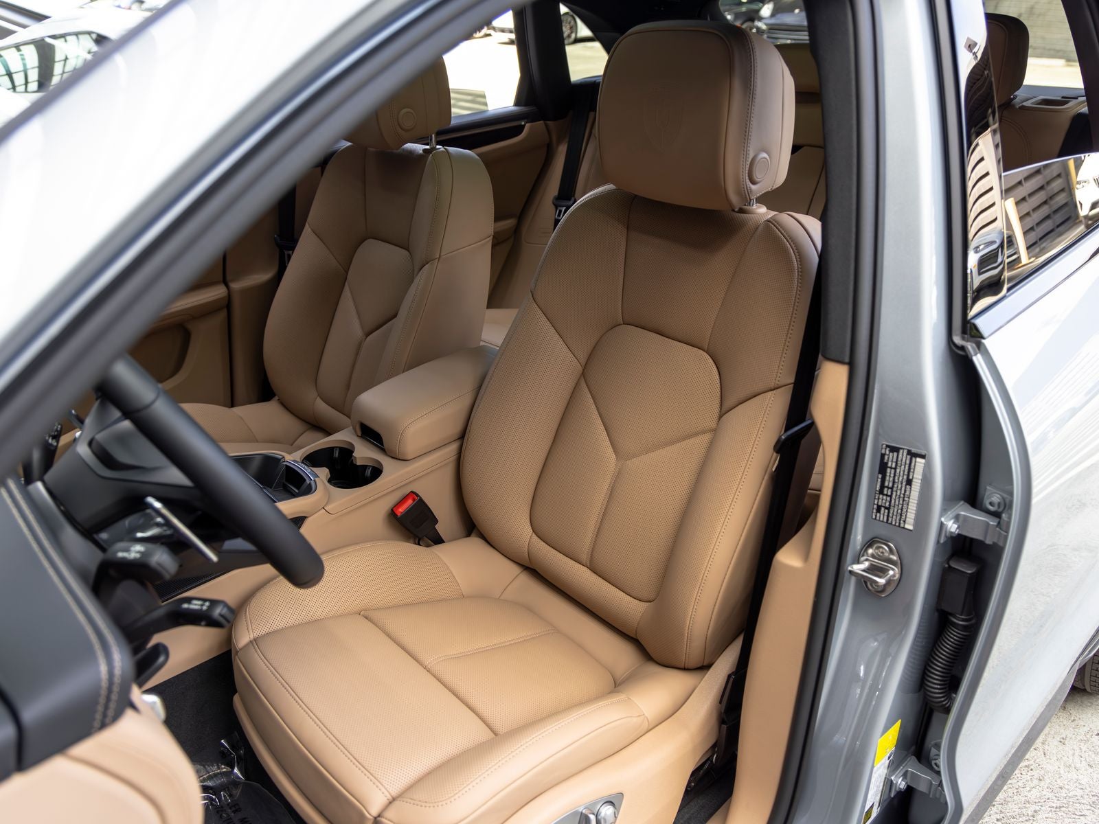 2026 Porsche Macan Macan T