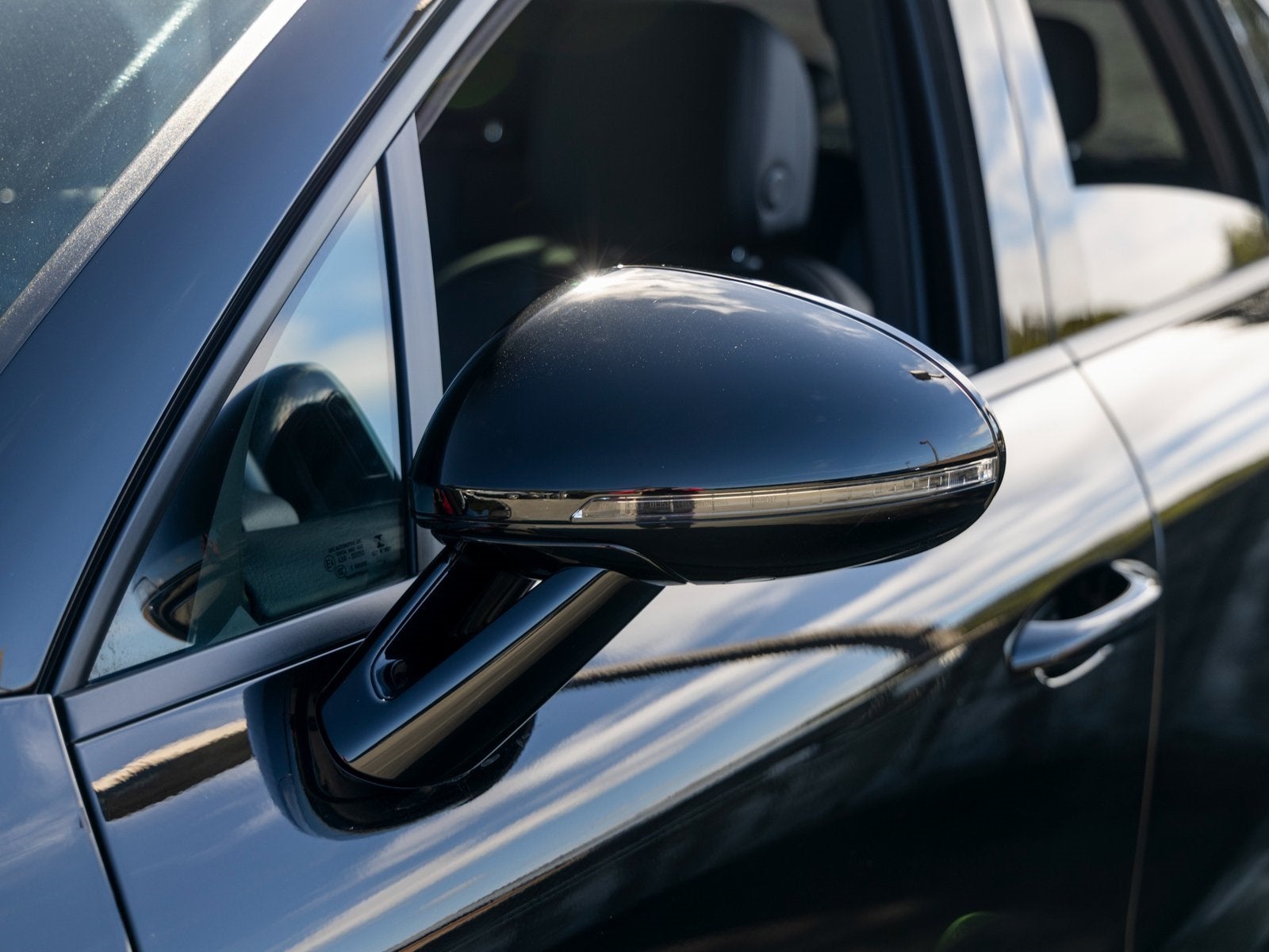 2022 Porsche Macan Macan