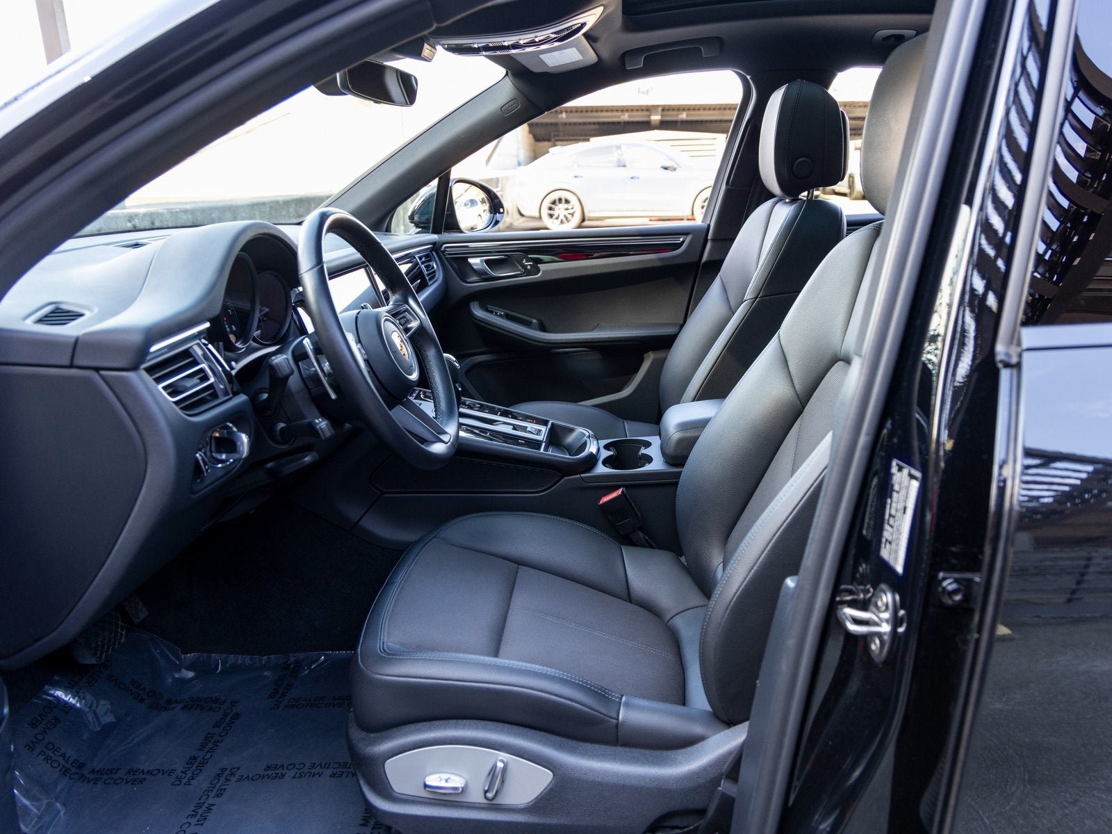 2022 Porsche Macan Macan