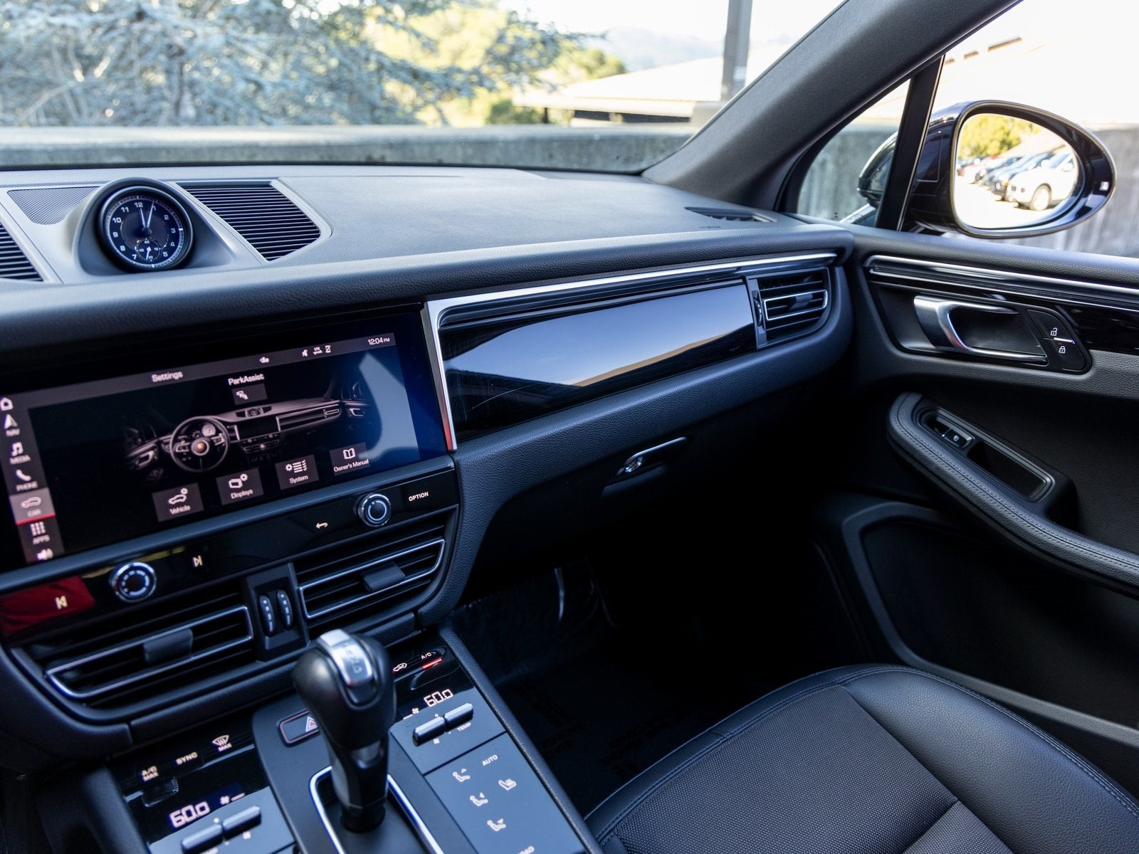 2022 Porsche Macan Macan