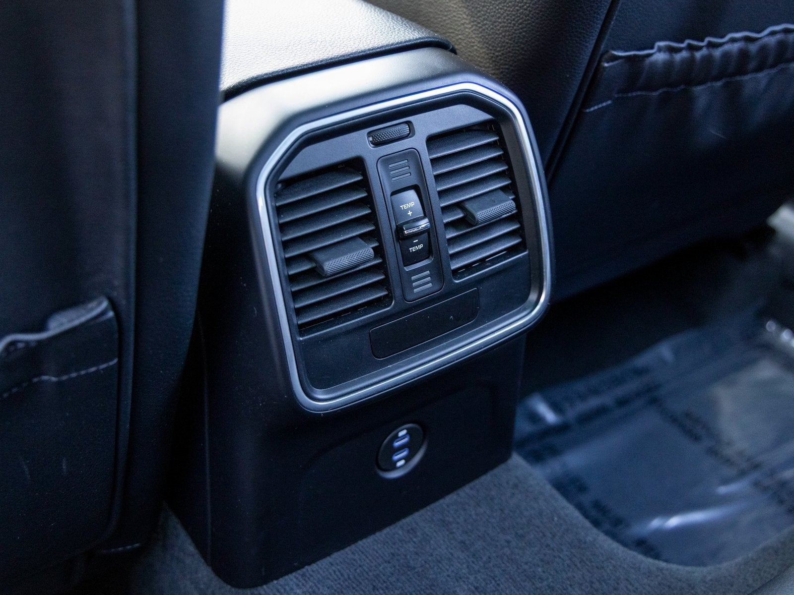 2022 Porsche Macan Macan