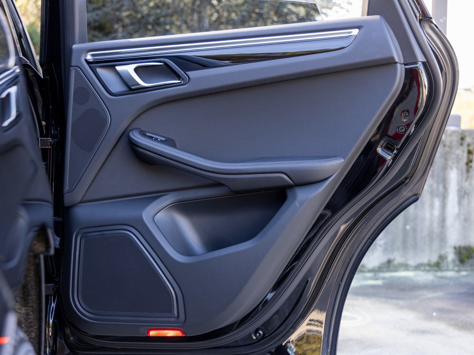 2022 Porsche Macan Macan