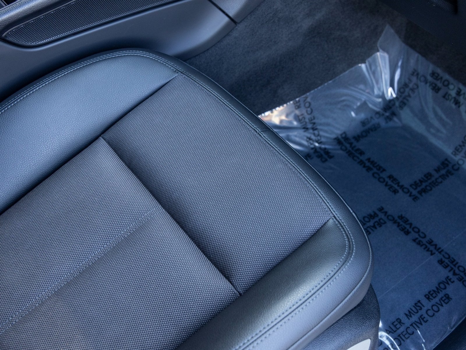 2022 Porsche Macan Macan