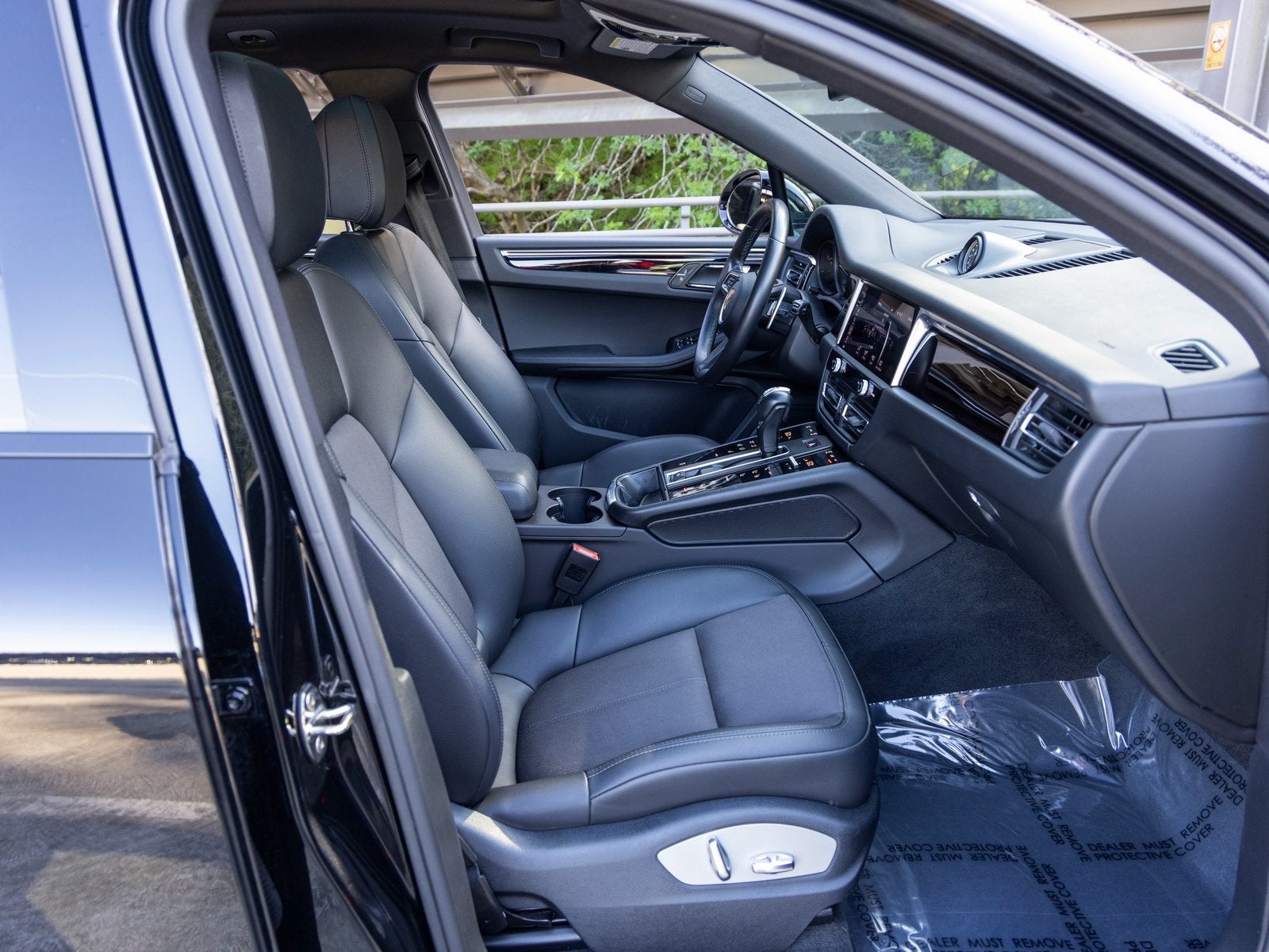 2022 Porsche Macan Macan