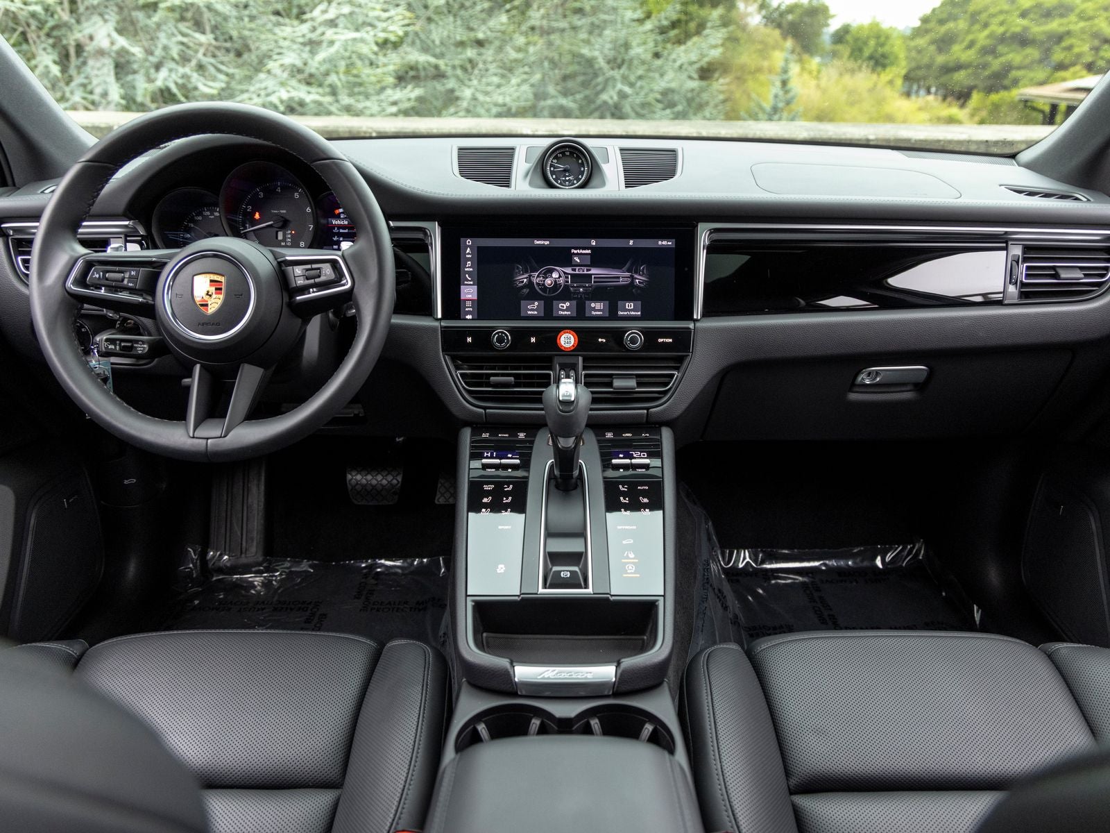 2022 Porsche Macan Base
