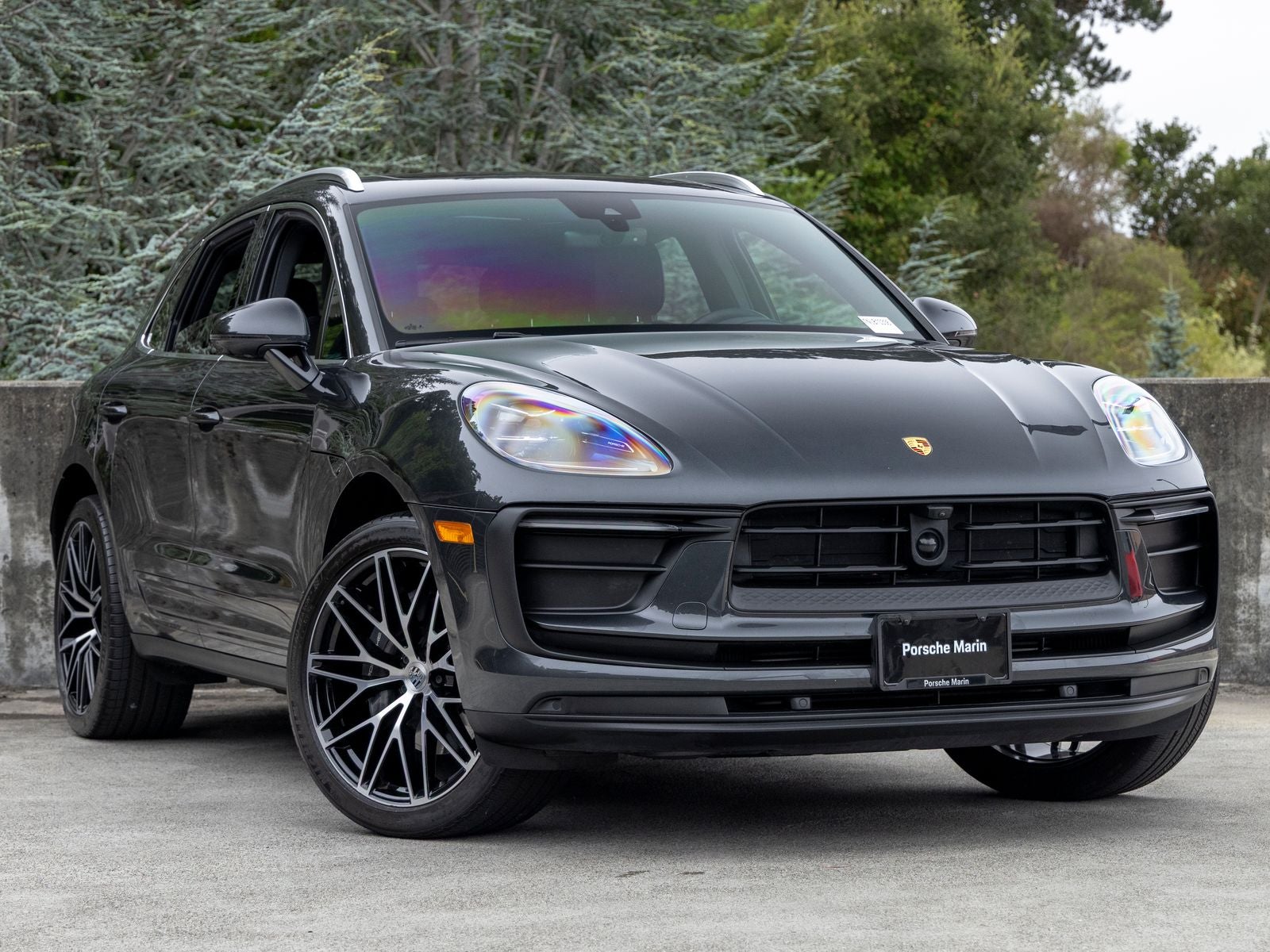 2022 Porsche Macan Base