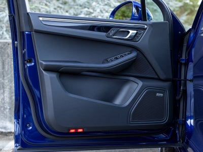 2025 Porsche Macan Macan