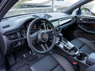 2025 Porsche Macan Macan