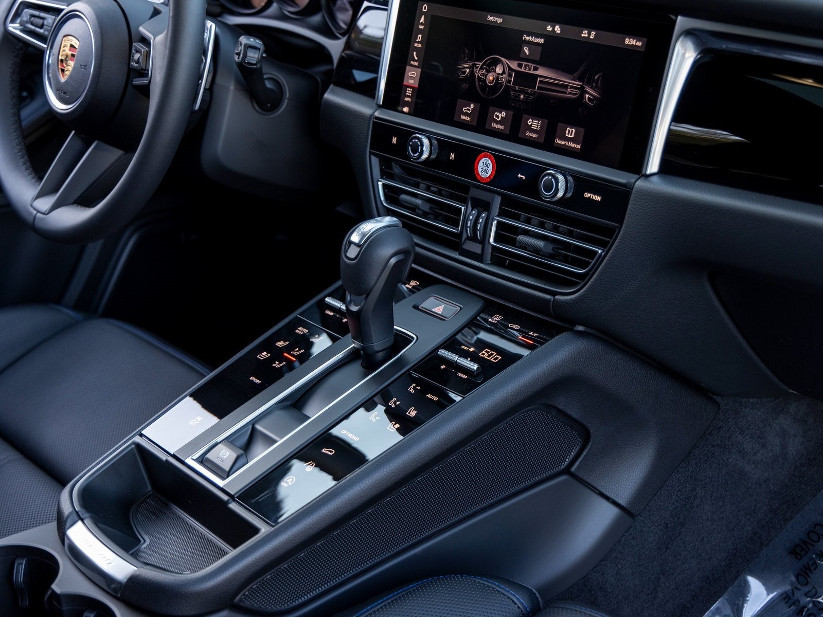 2025 Porsche Macan Macan