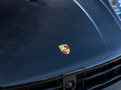 2025 Porsche Macan T