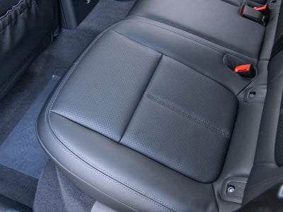 2025 Porsche Macan T