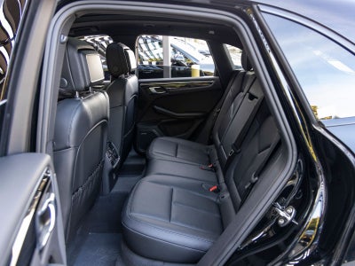 2025 Porsche Macan T