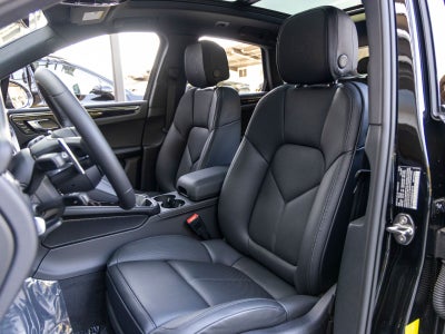 2025 Porsche Macan T