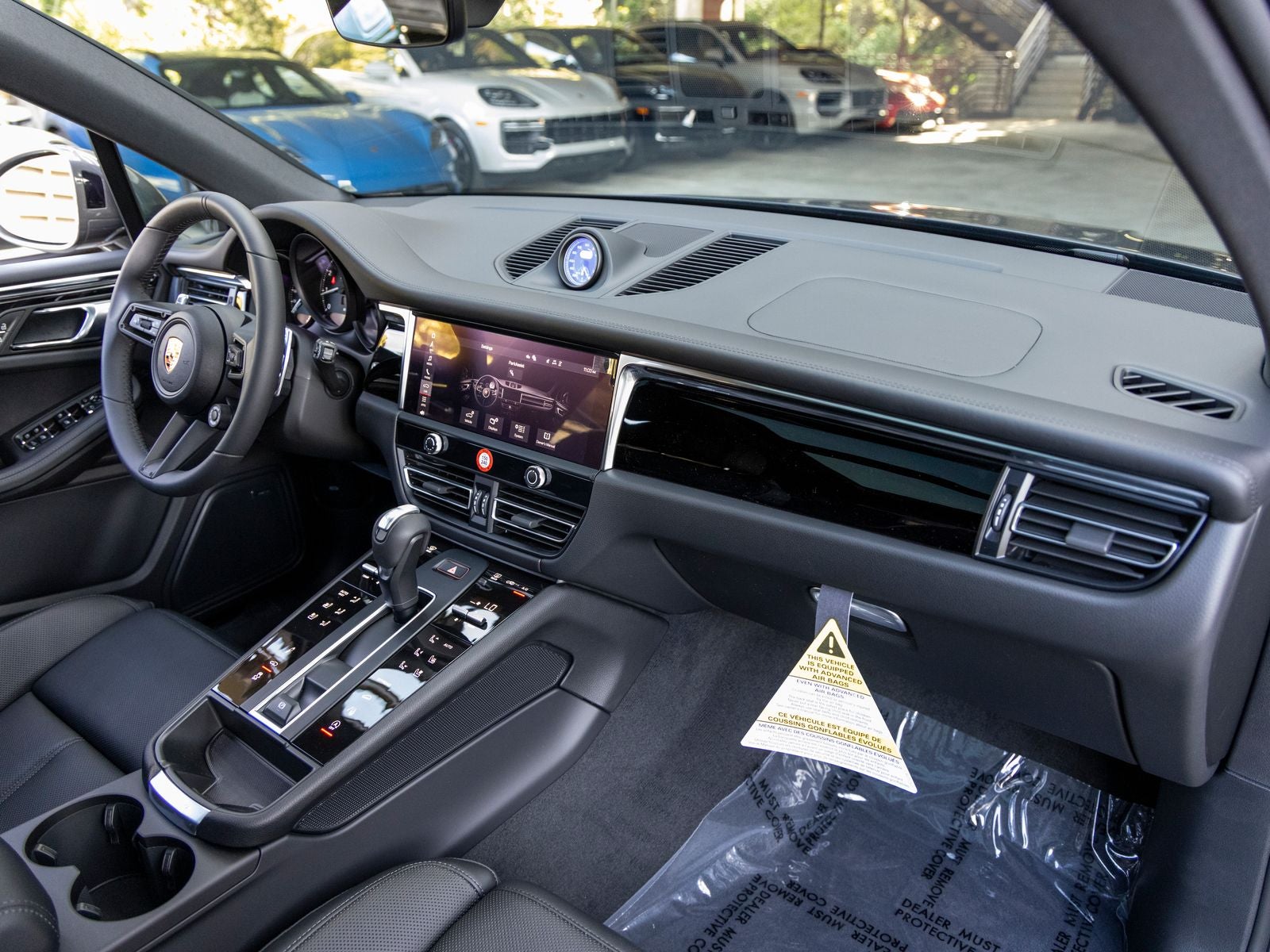 2025 Porsche Macan T