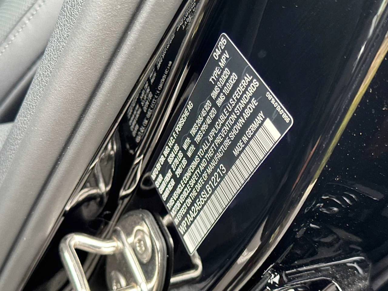 2025 Porsche Macan Macan T