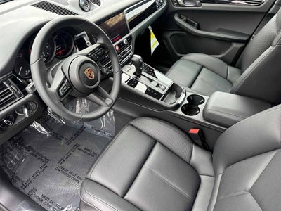 2025 Porsche Macan Macan T