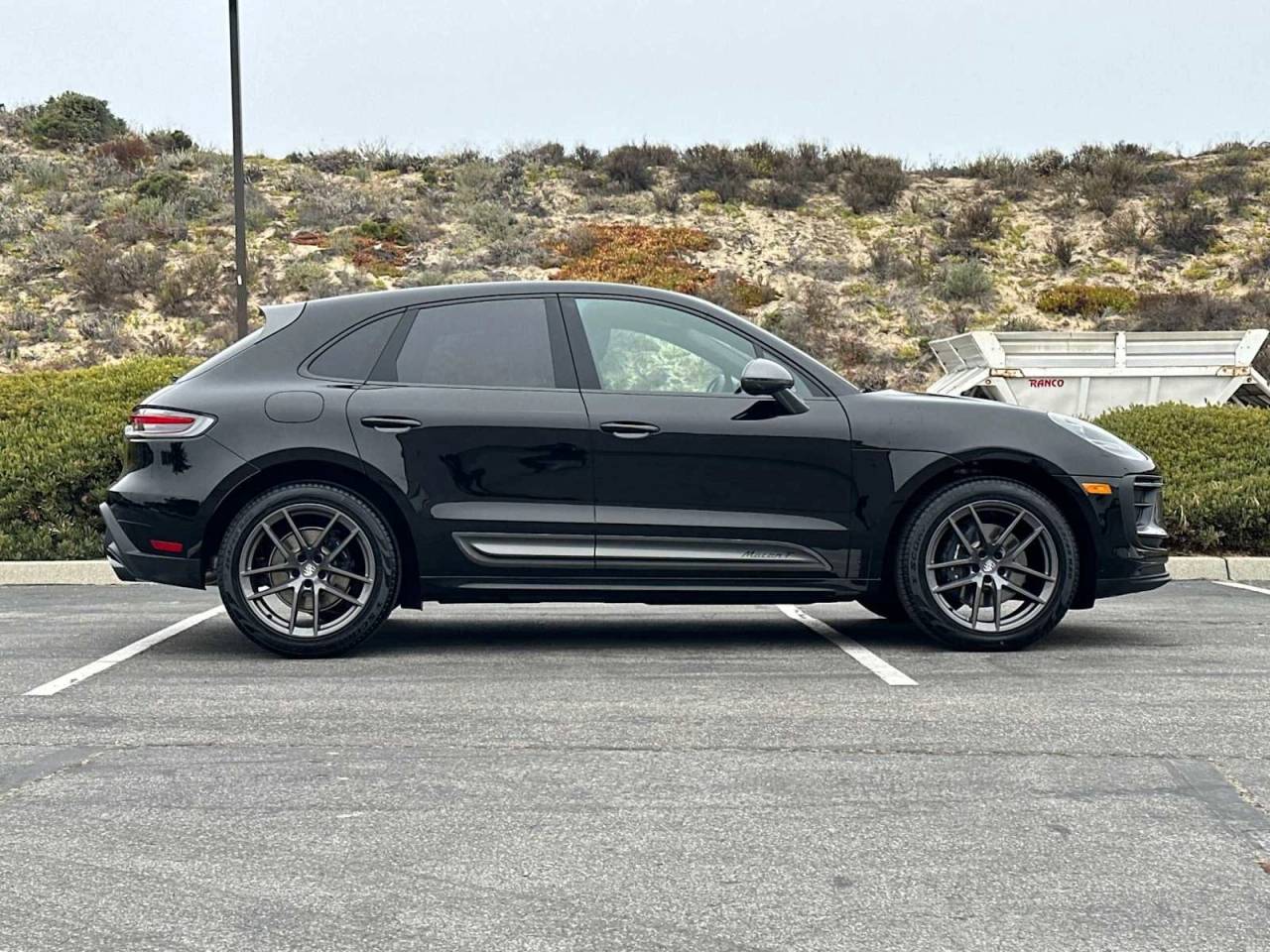 2025 Porsche Macan Macan T