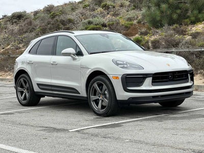 2025 Porsche Macan Macan