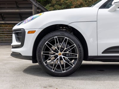 2026 Porsche Macan Macan