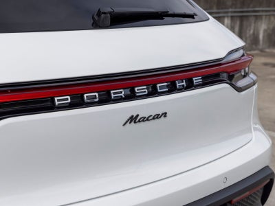 2026 Porsche Macan Macan