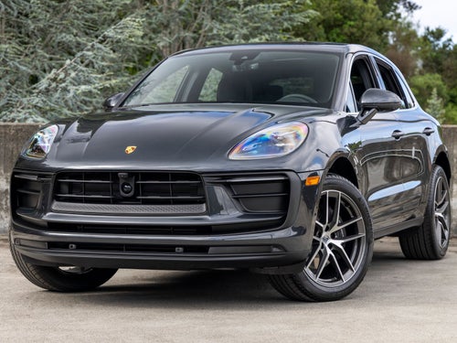 2026 Porsche Macan Base