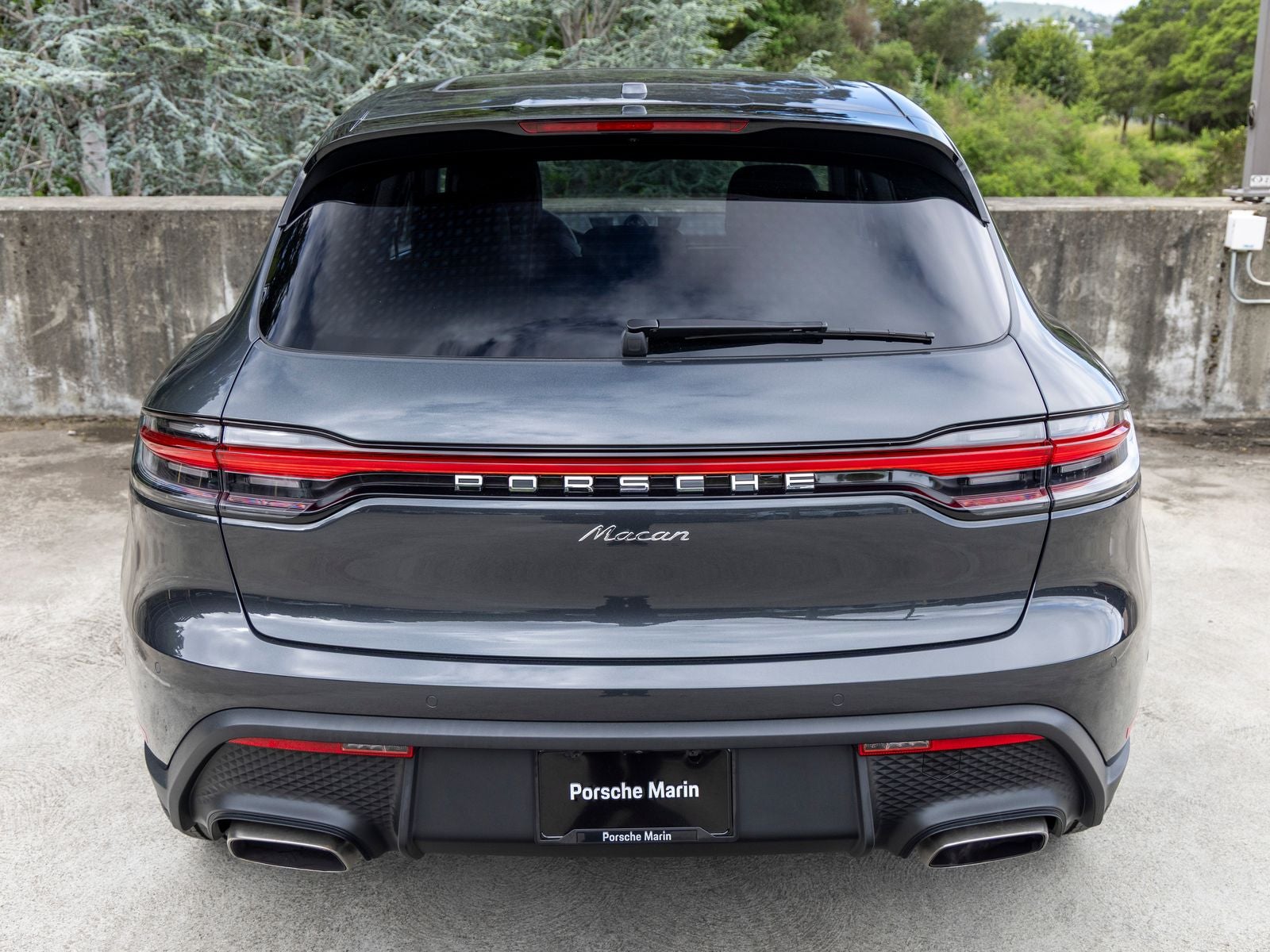 2026 Porsche Macan Base