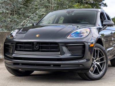 2026 Porsche Macan Base