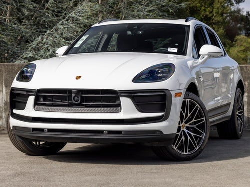 2026 Porsche Macan Base