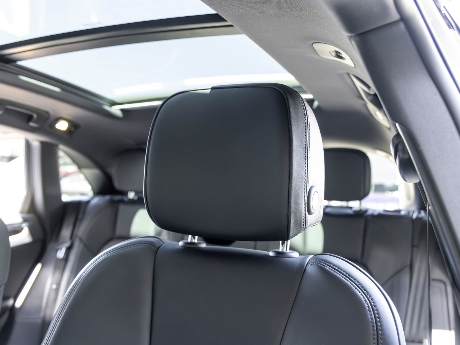2021 Porsche Macan Macan
