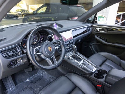 2021 Porsche Macan Macan