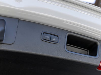 2021 Porsche Macan Macan