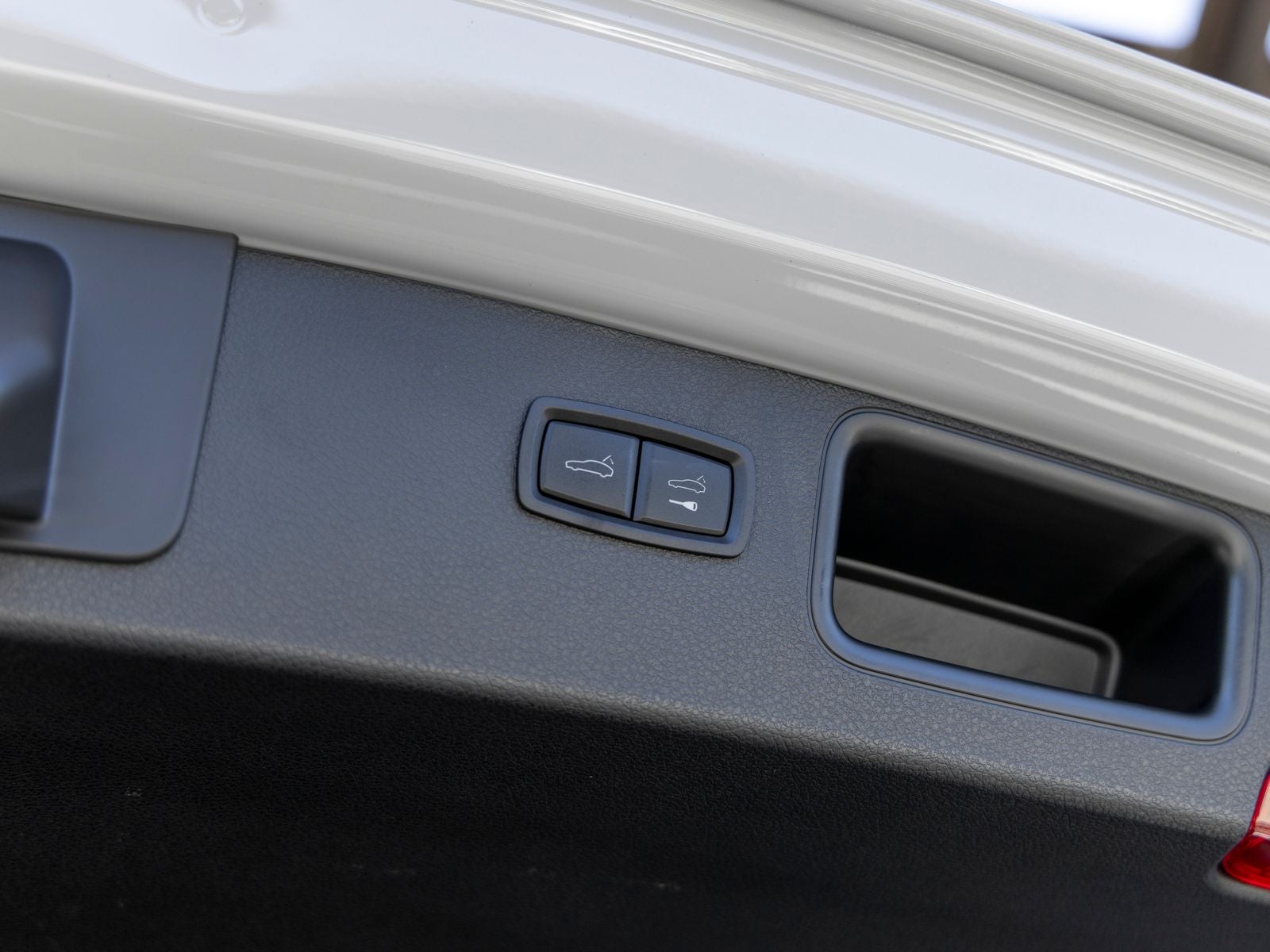 2021 Porsche Macan Macan