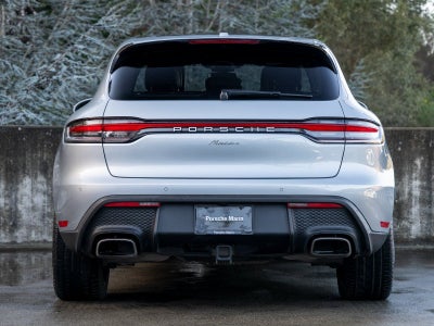 2023 Porsche Macan Macan (MY23)