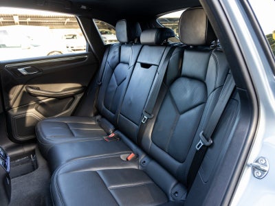 2023 Porsche Macan Macan (MY23)