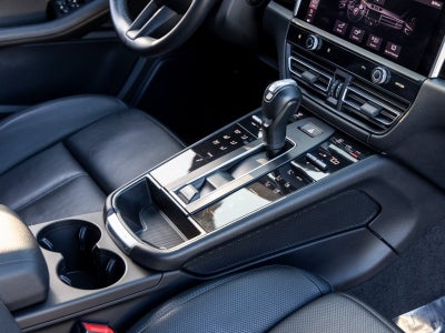 2023 Porsche Macan Macan (MY23)