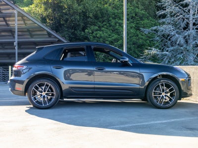 2025 Porsche Macan Macan