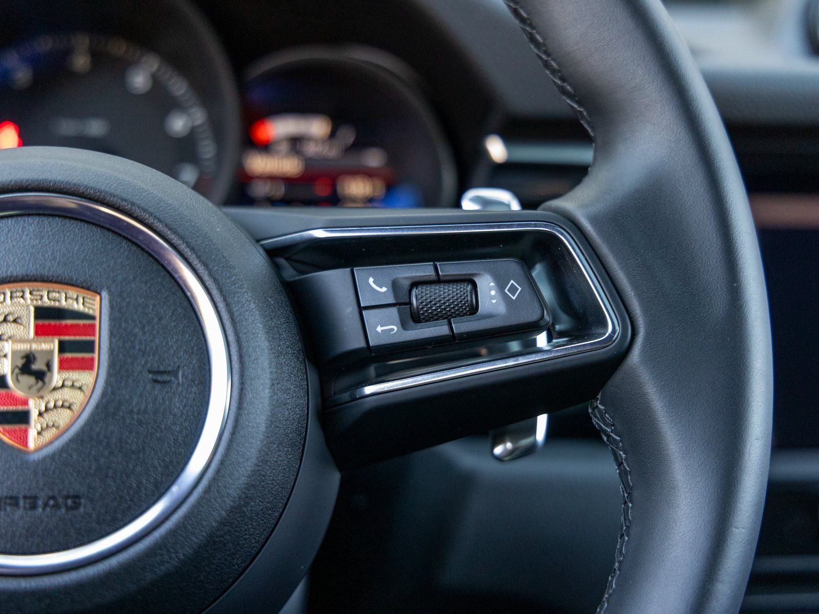 2025 Porsche Macan Macan