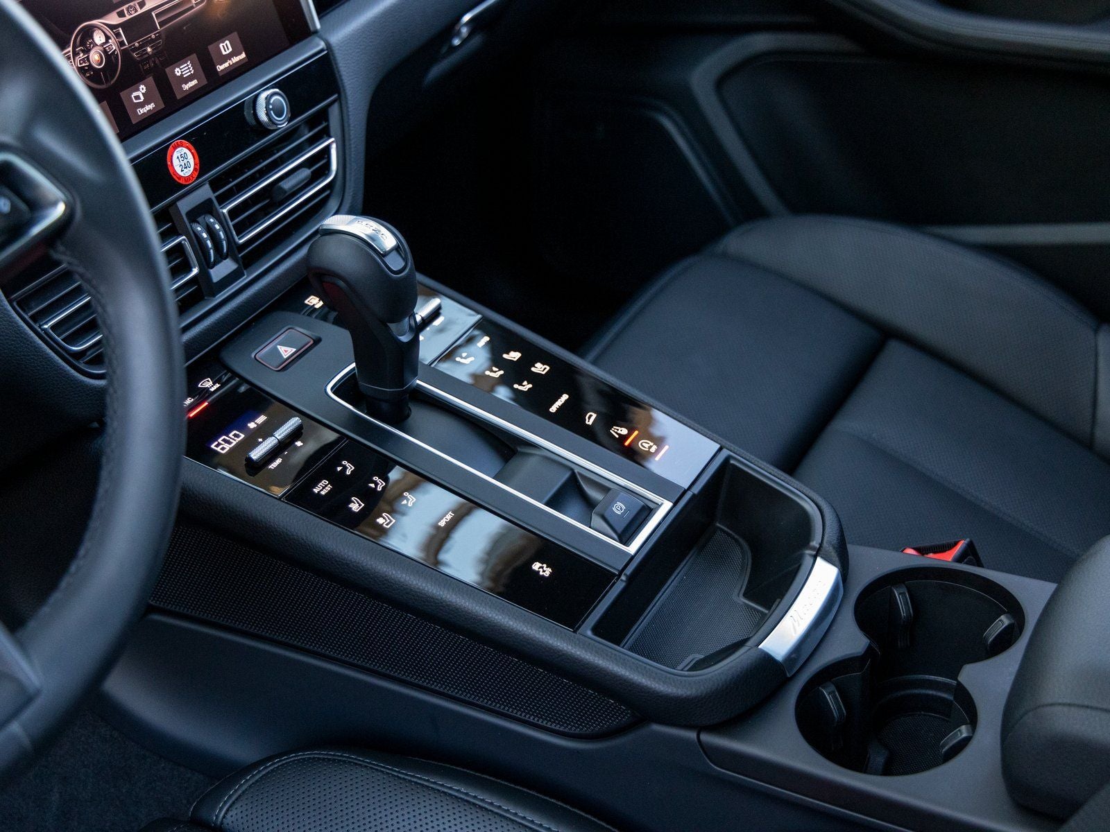 2025 Porsche Macan Macan