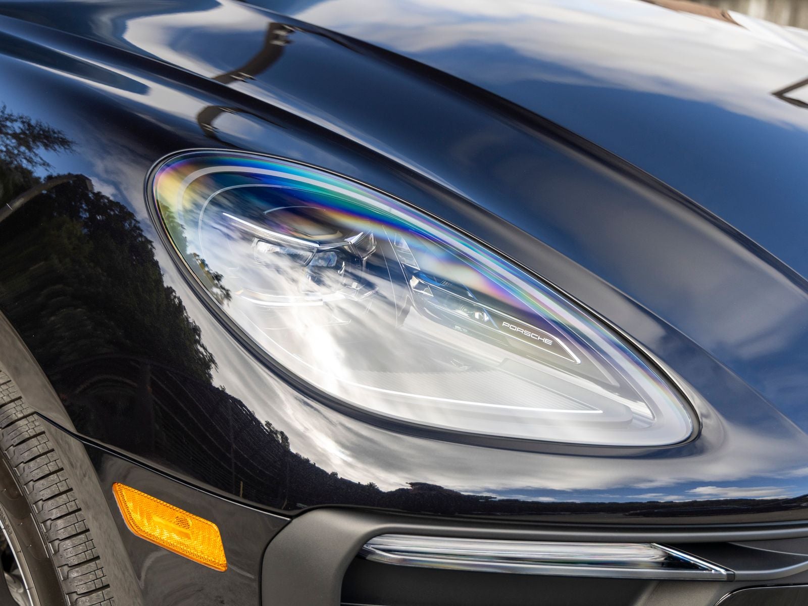 2026 Porsche Macan Base