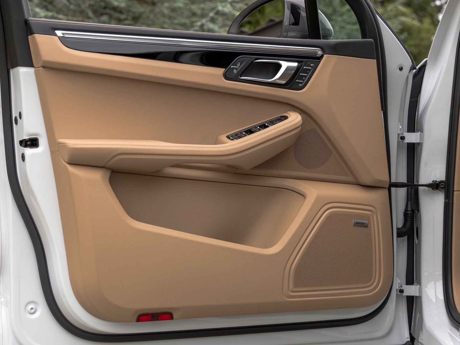 2026 Porsche Macan T