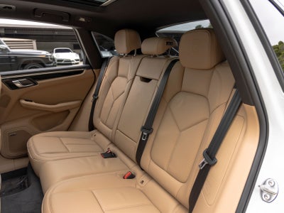 2026 Porsche Macan T