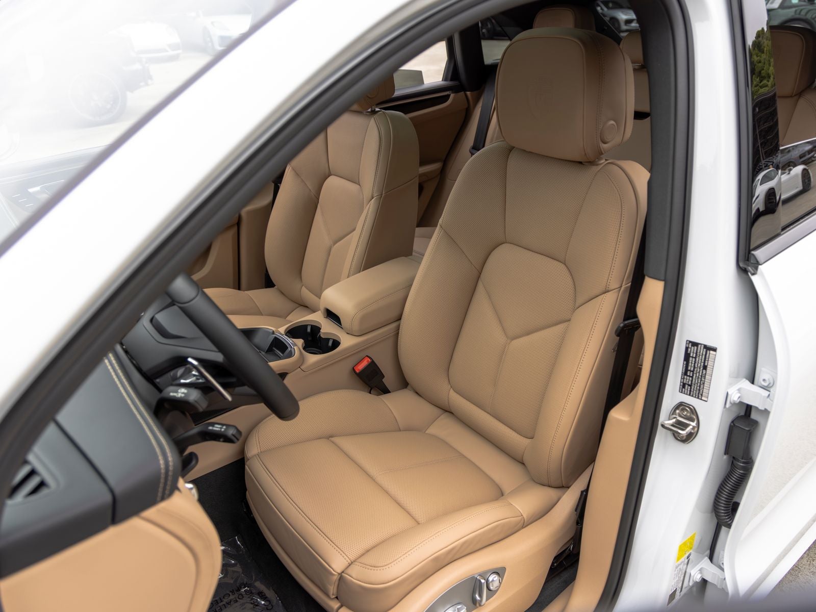 2026 Porsche Macan T