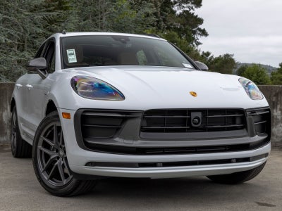 2026 Porsche Macan T