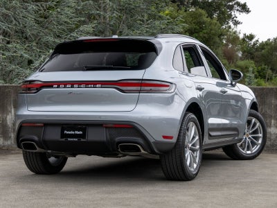 2026 Porsche Macan Base