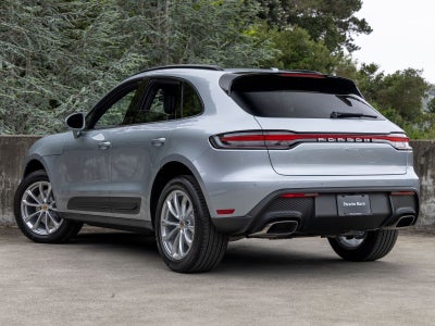 2026 Porsche Macan Base
