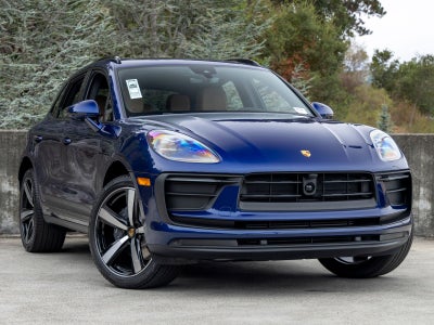 2026 Porsche Macan Macan