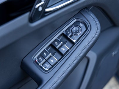 2025 Porsche Macan Macan