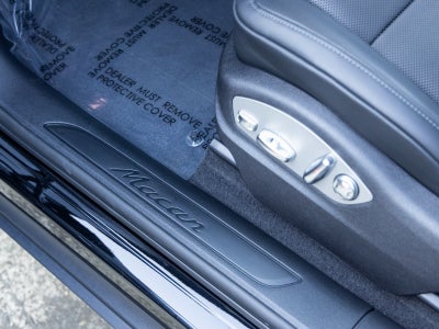 2025 Porsche Macan Macan