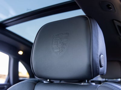 2025 Porsche Macan Macan