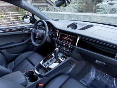 2025 Porsche Macan Macan